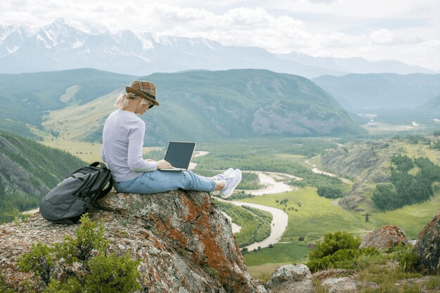 how to say you're a traveling freelance how to say you're a traveling freelance professional